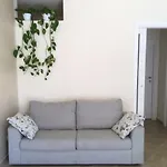 Sirolo Apartment شقة *